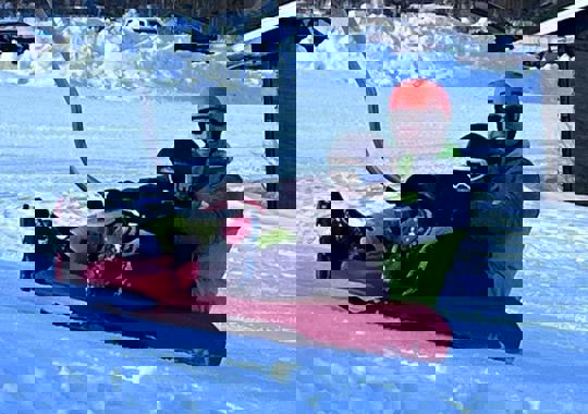 B4A2D3EA D324 471A B695 72F84A5ACF43